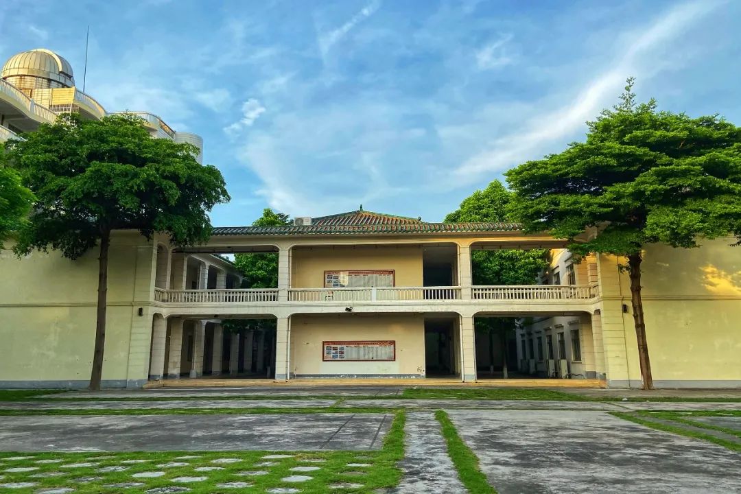 新生来啦东莞中学迎来恢复初中招生后第一批初一学子