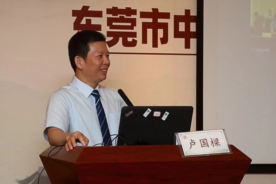 最美故事卢国梁一事精致便能动人