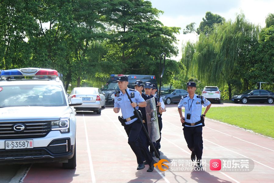 警察演练2 快速出警.jpg