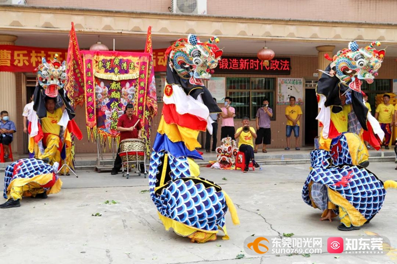 高难度动作一气呵成麒麟舞进谢岗美丽乡村