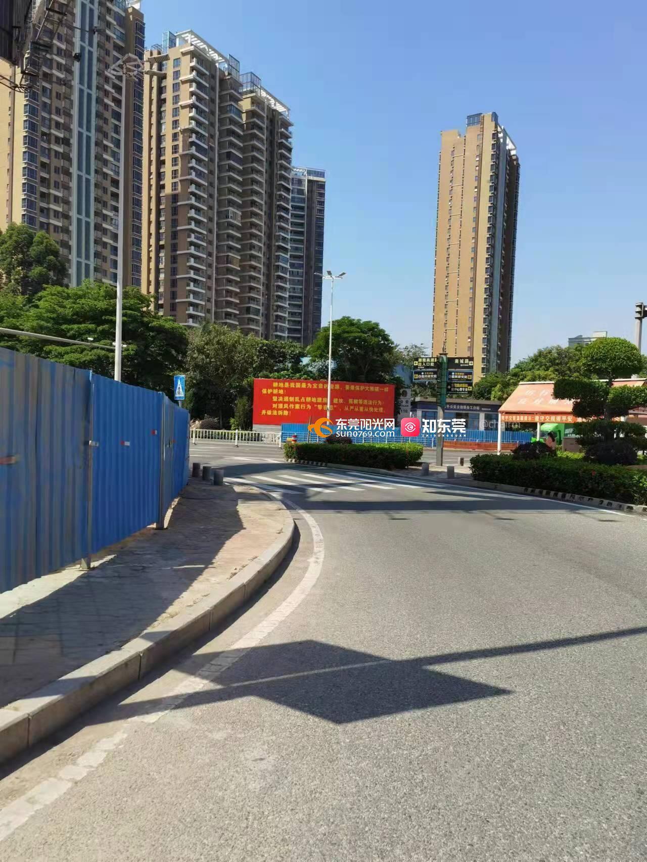 路口转角施工围闭遮档行人及车辆视野