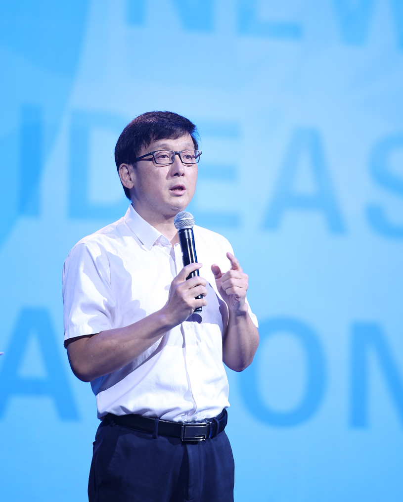 领军人才冯正华首创评价立校打造未来学校