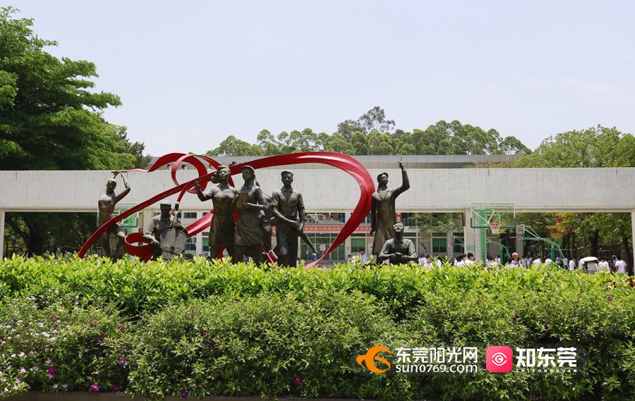 67关注体育中考,寮步考生在考试现场大展"身手"_东莞阳光网