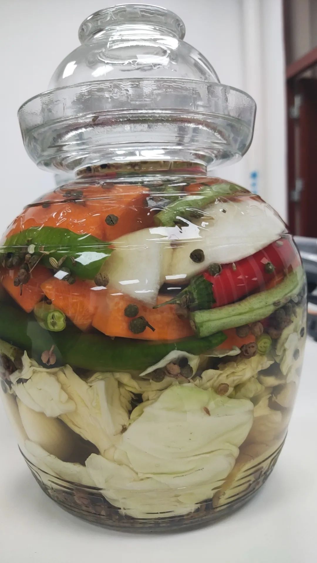 掌握传统发酵技术这些高中生制作中国传统泡菜