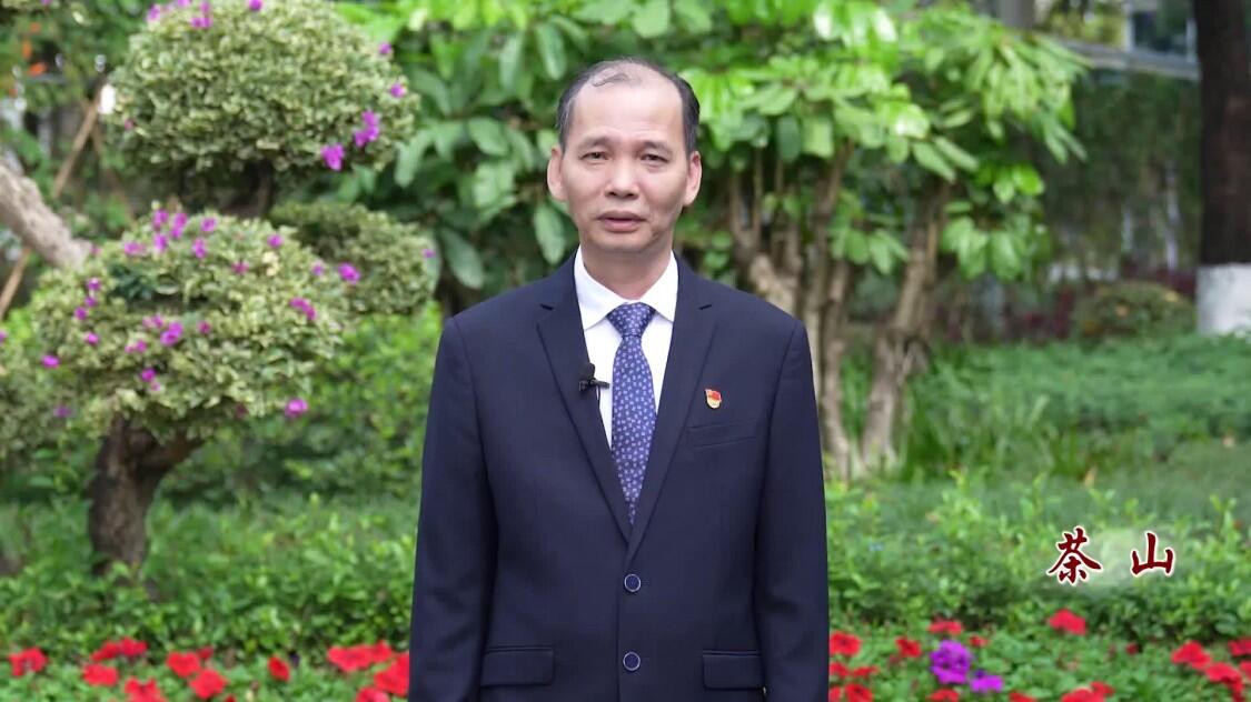 黄锦发强化培育省百千万工程典型镇村的责任担当全力