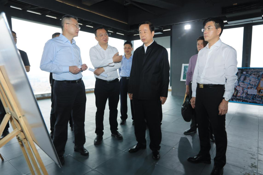肖亚非赴东城街道调研城中村改造