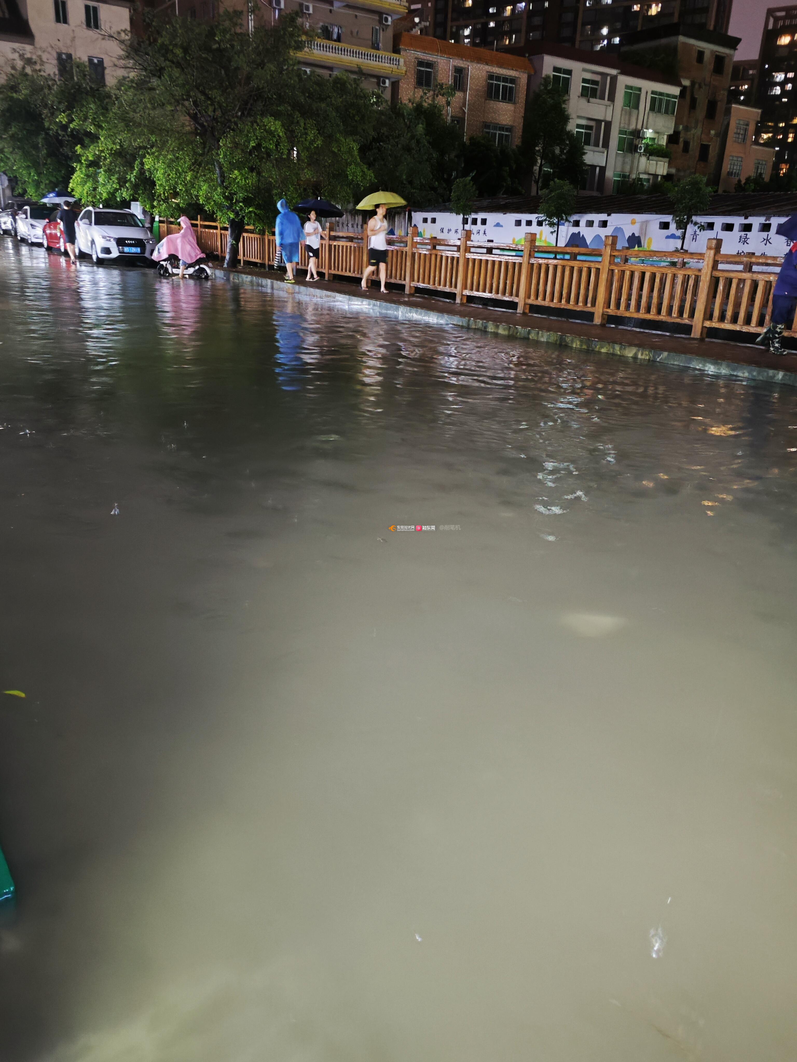 沈阳恒大江湾积水图片