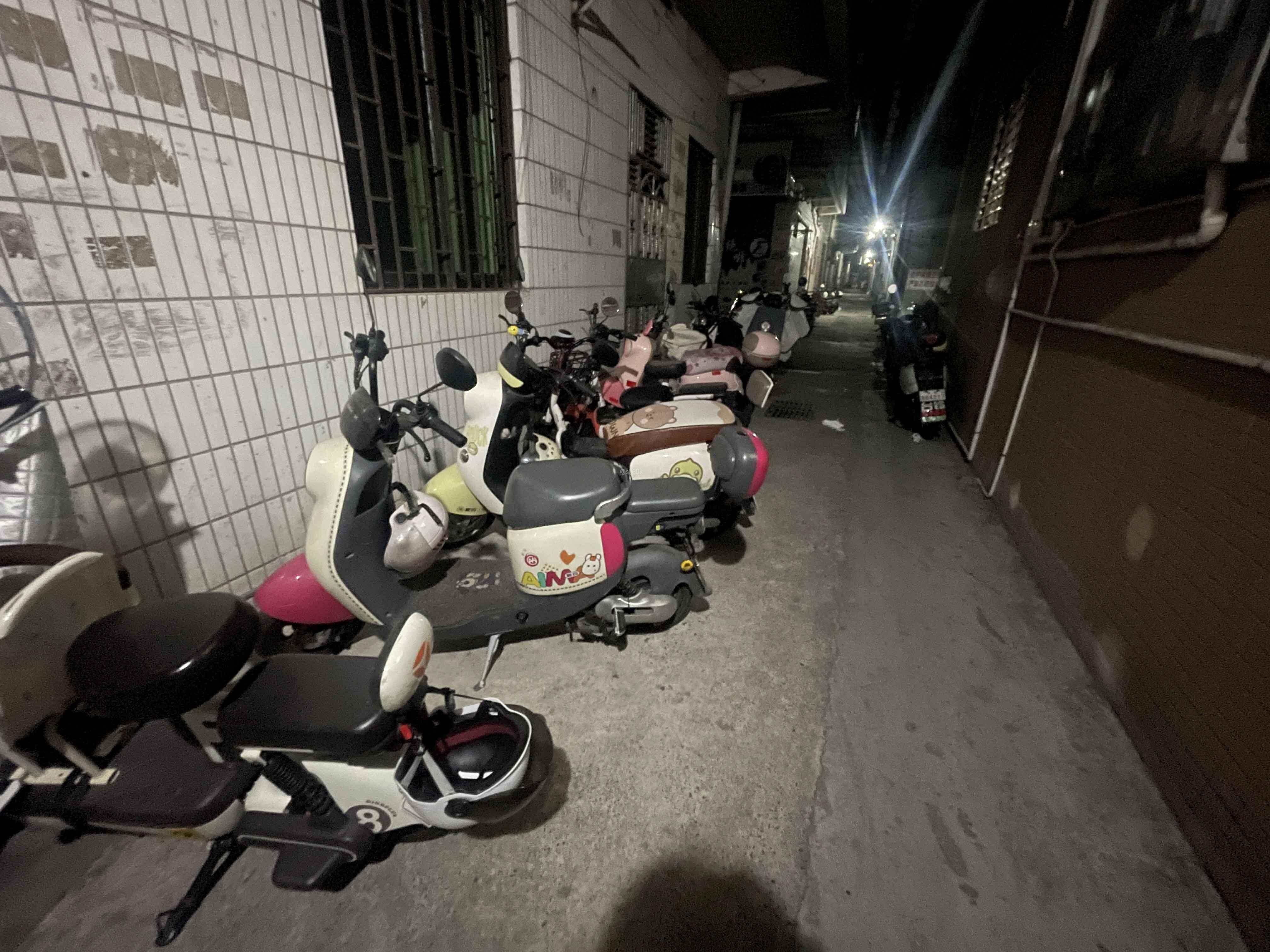 广州白云区按摩小巷子_深圳中高端服务资源的简单介绍