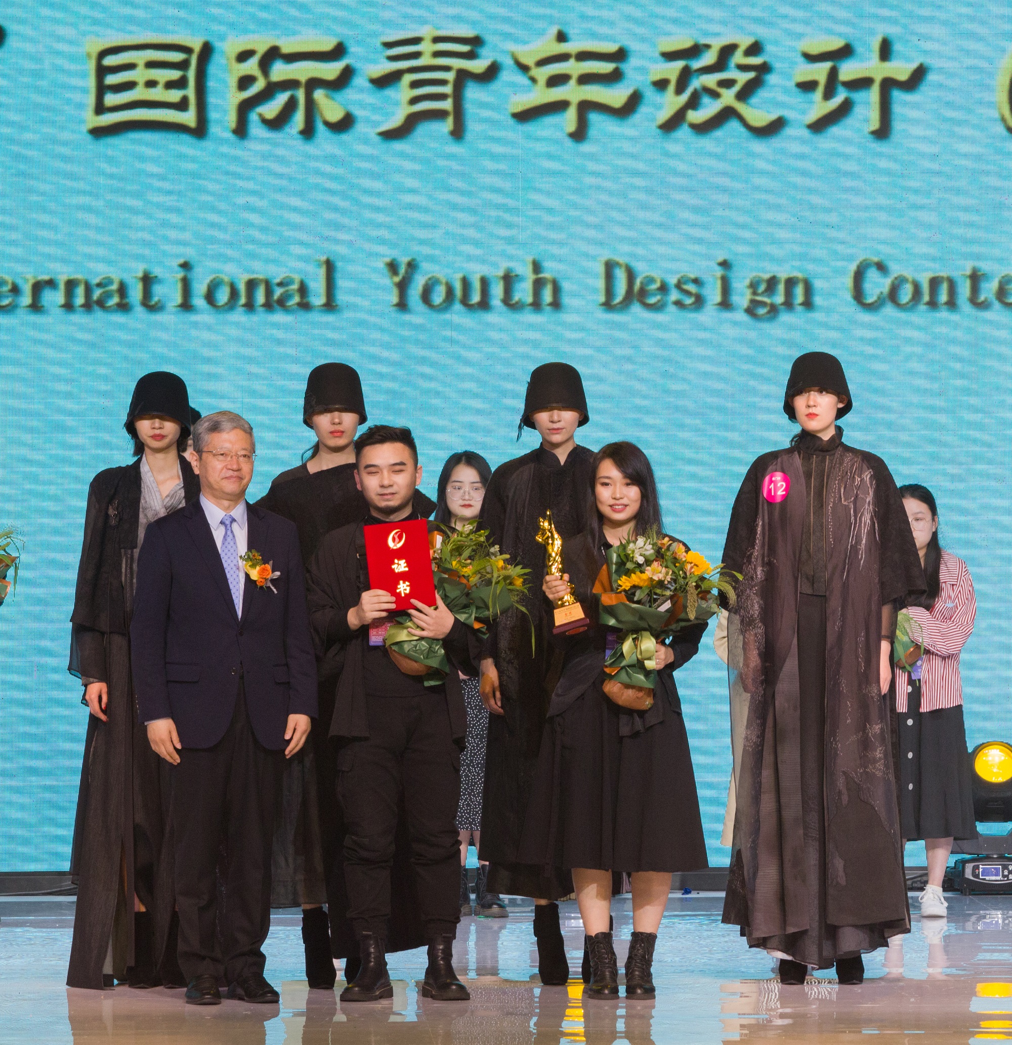 直击2020服交会作品银月疏影夺得虎门杯金奖