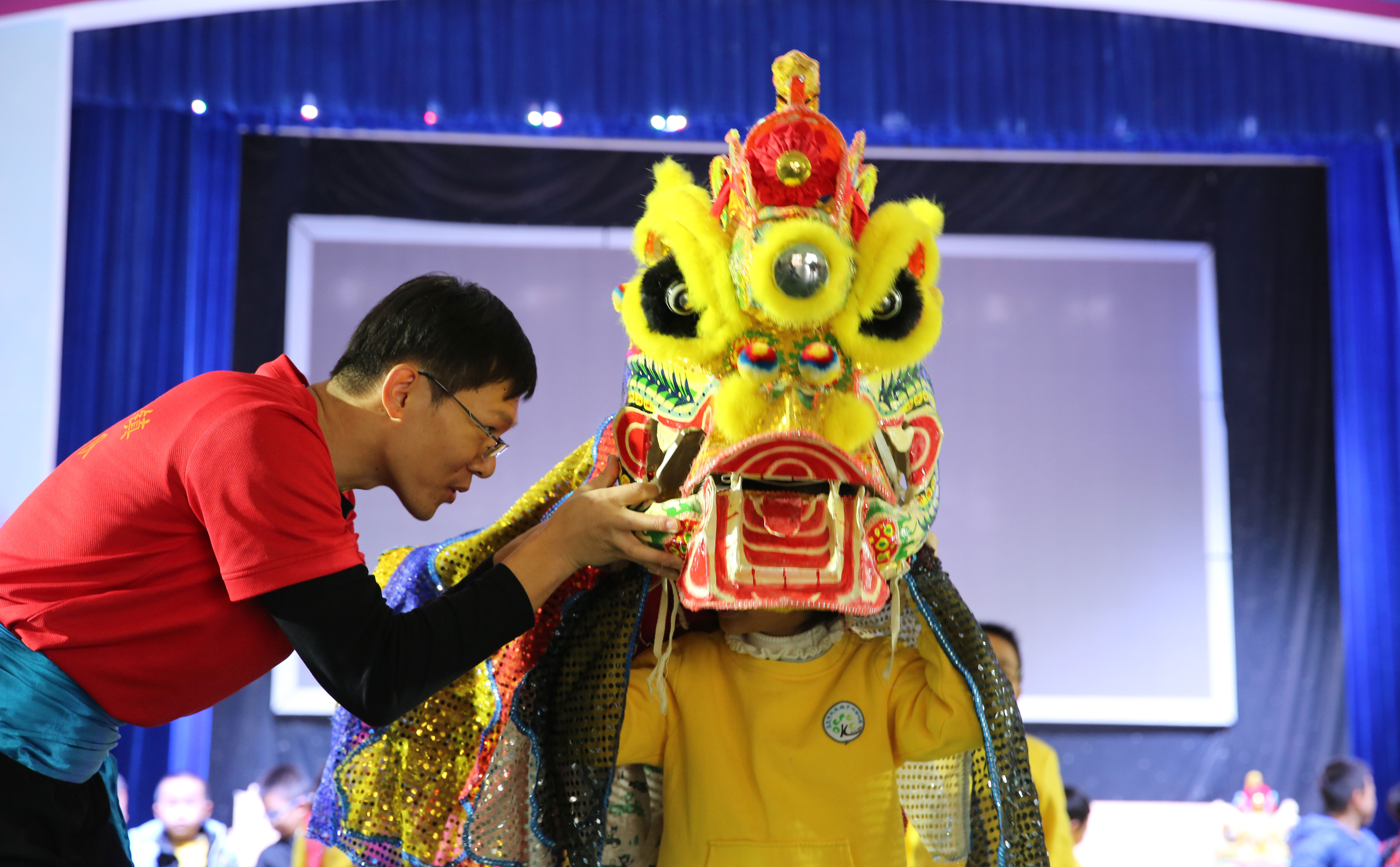 非遗进校园莞脉传承走进凤岗镇中心幼儿园