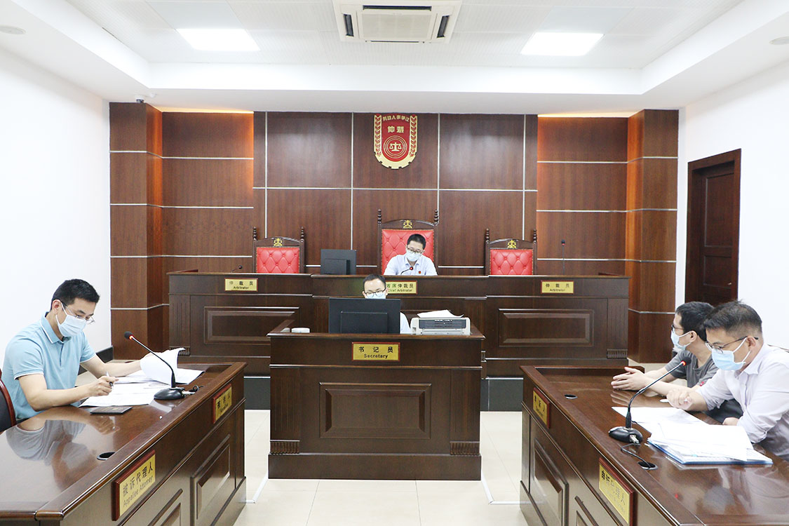 我为群众办实事凤岗镇开展劳动仲裁观摩庭活动