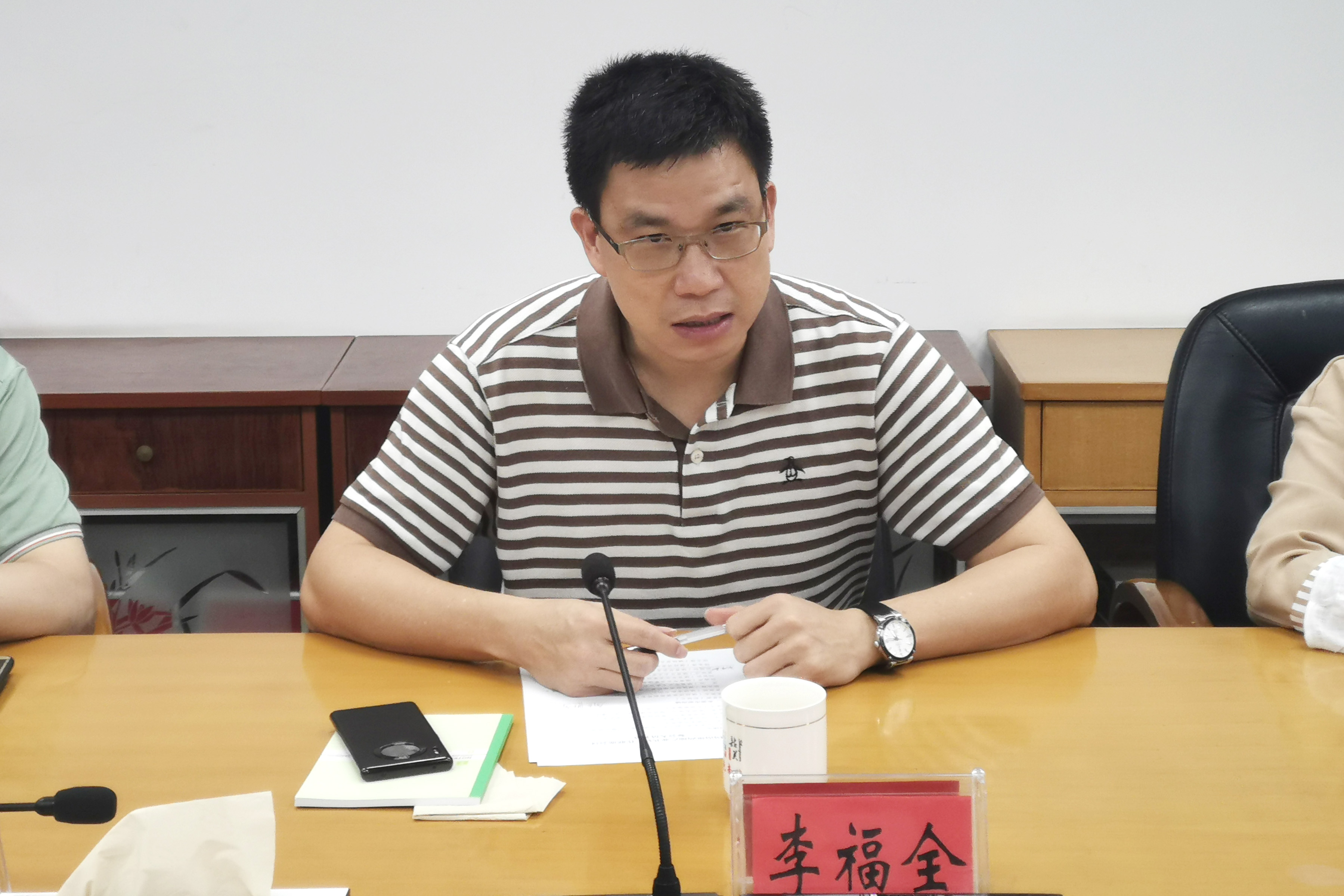 李福全对谢岗镇政企代表的到来表示热烈欢迎,对谢岗多年来对南雄的