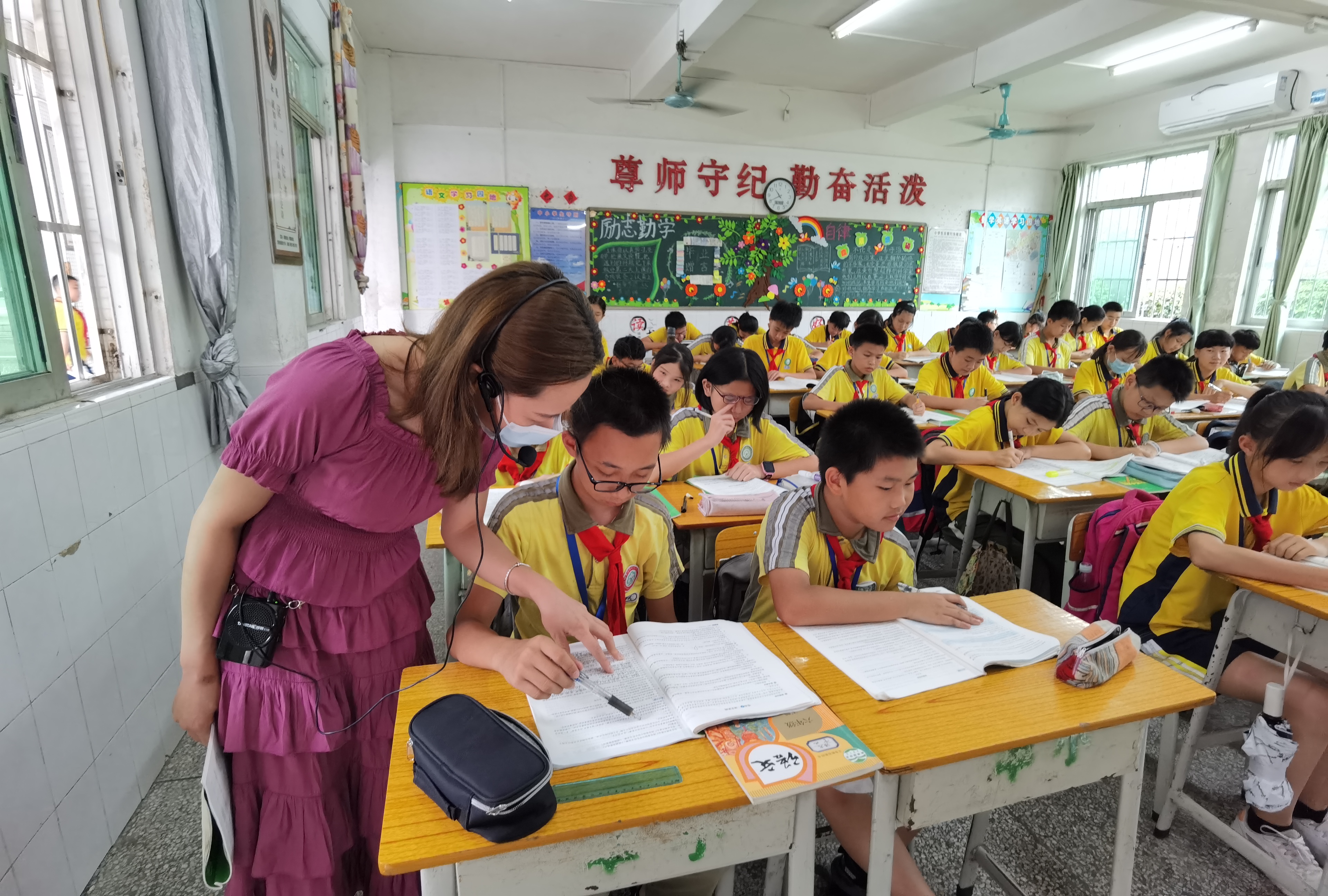 樟木头中心小学积极落实相关要求,从下周一(6月7日)开始,把上课时间从