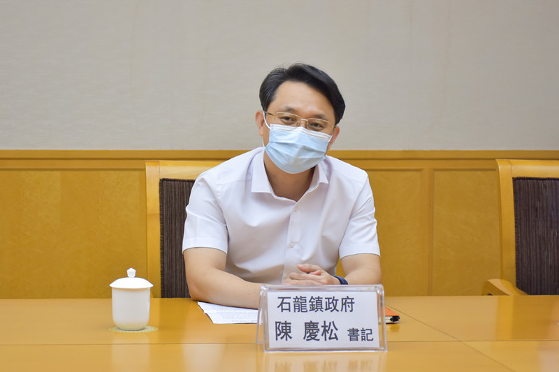 陈庆松一行深入调研企业生产经营,常态化疫情防控及安全生产等工作