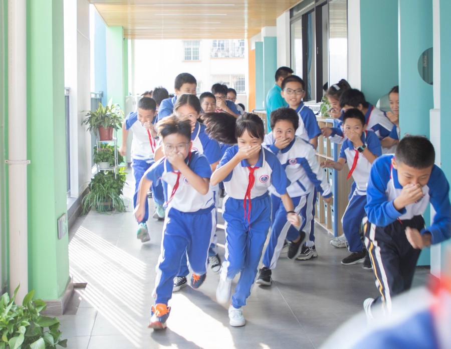 虎门博涌小学每月一次应急疏散演练提高师生安全防范意识