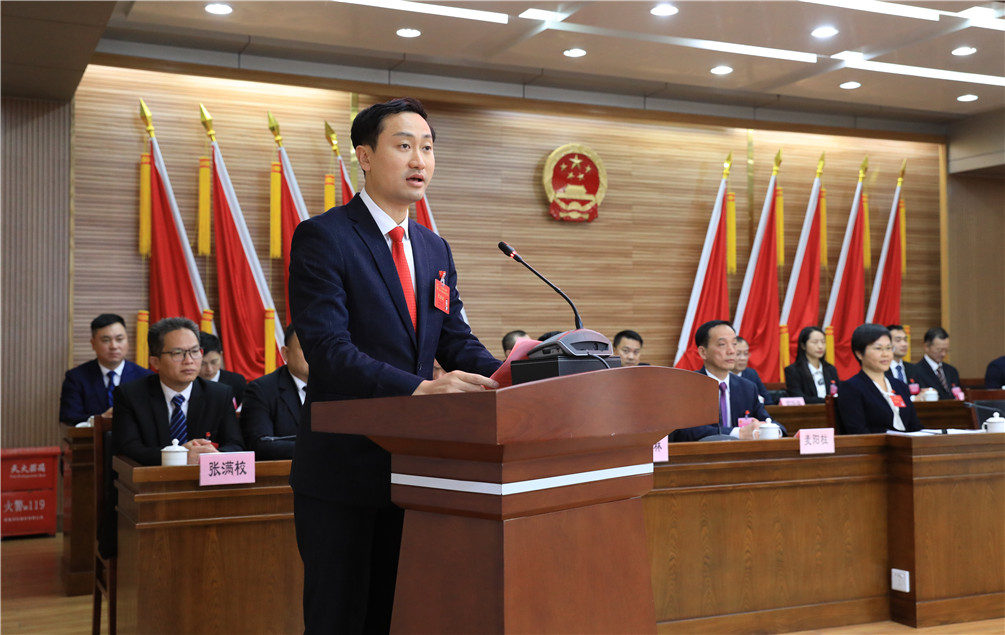 企石镇新一届人大政府领导班子亮相