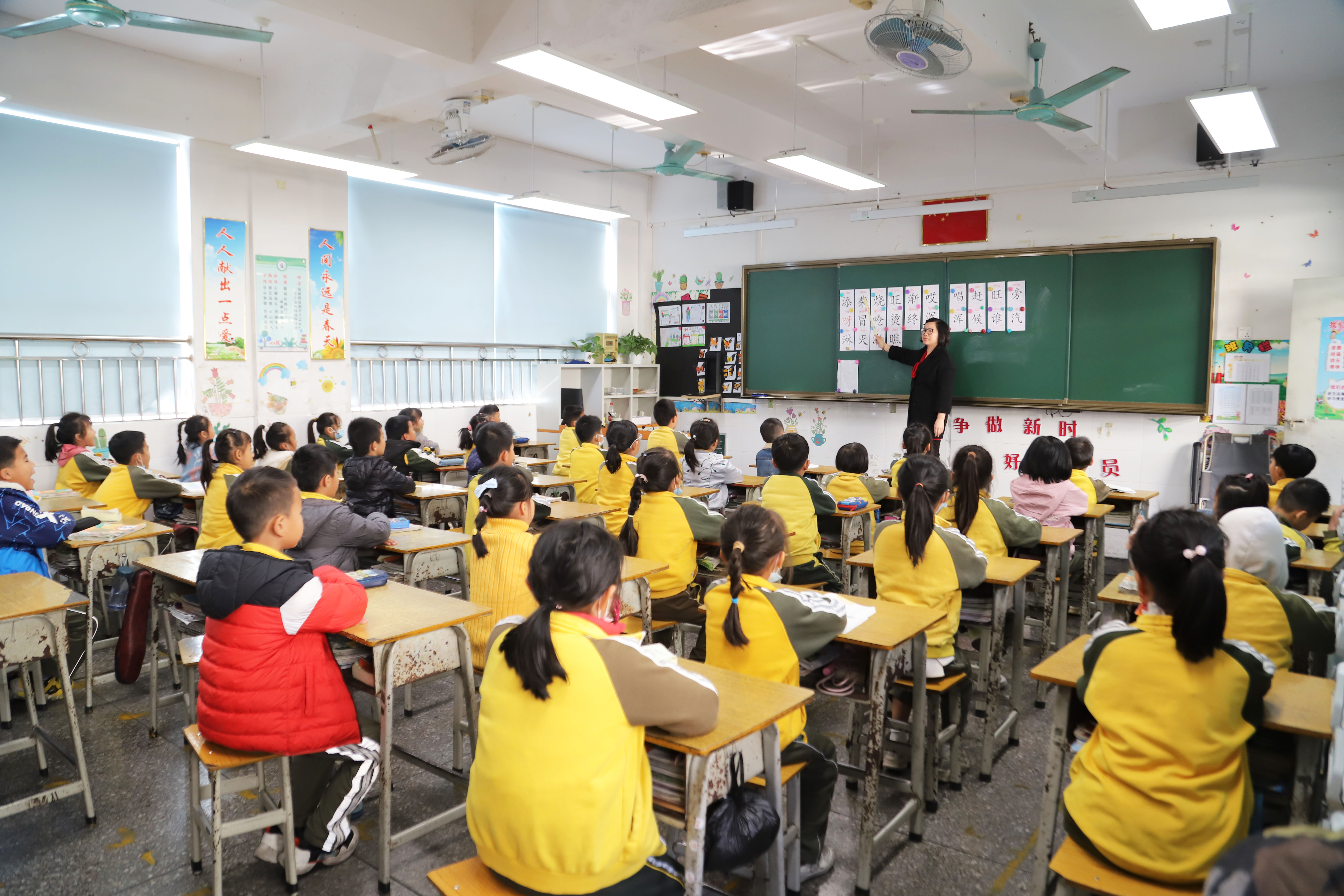 谢岗镇中心小学践行绿韵文化打造品牌学校