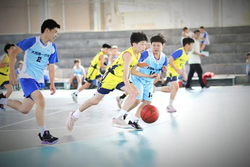 组队啦！大朗镇全面搭建青少年篮球人才梯队 (6).jpg